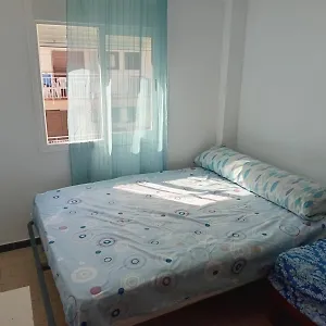 Privatunterkunft Compartidas En Un Apartamento, Salou