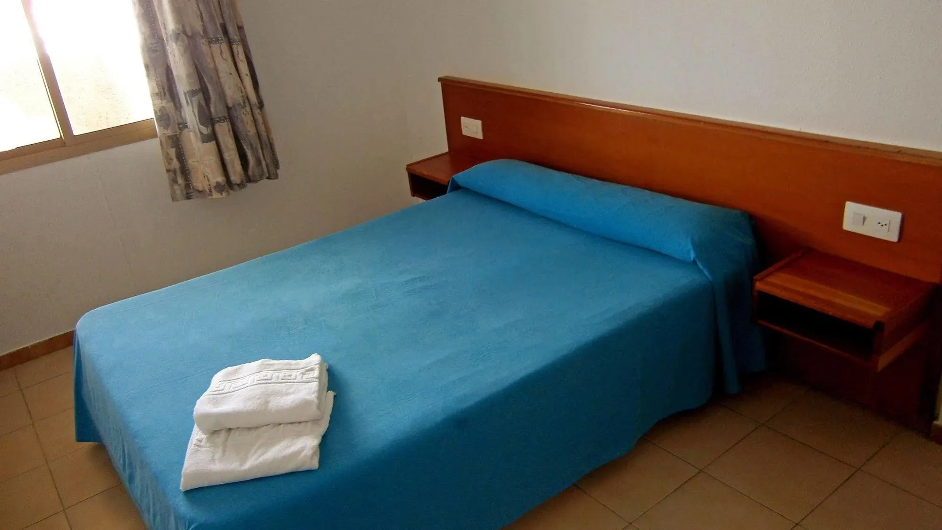 Almonsa Playa Apartment Salou